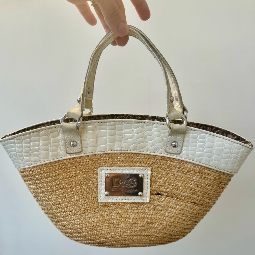 RARE DOLCE & GABBANA BASKET TOTE - Picture 3 of 7